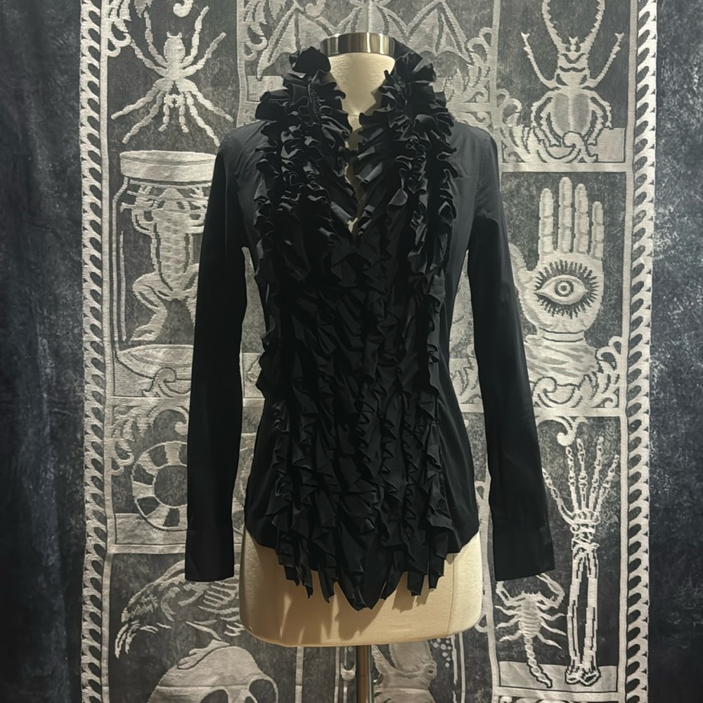 Sinclaire 10 fitted cotton button up blouse w ruffle collar goth sexy vampire